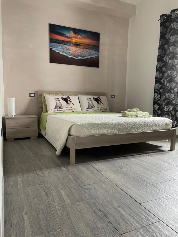 Bella'S House Apartment กัสเตลซาร์โด ภายนอก รูปภาพ